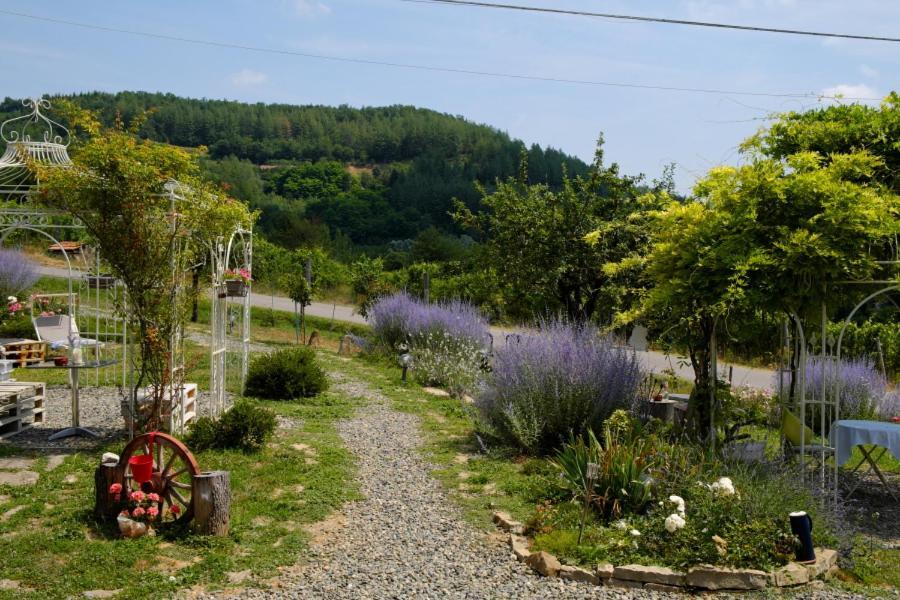 Вилла Tre Colline In Langa Bubbio Экстерьер фото